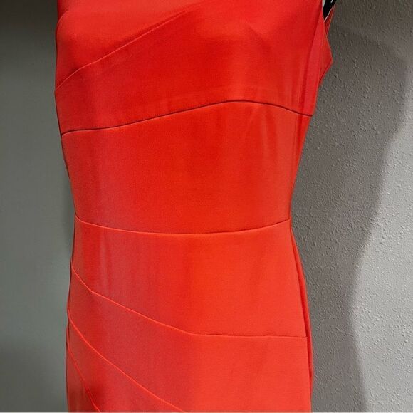 Solid blood orange color sleeveless scoop neck dress - Picture 3 of 14